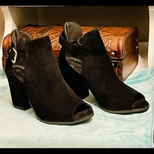 Black Suede Open Toe Booties Size 8.5